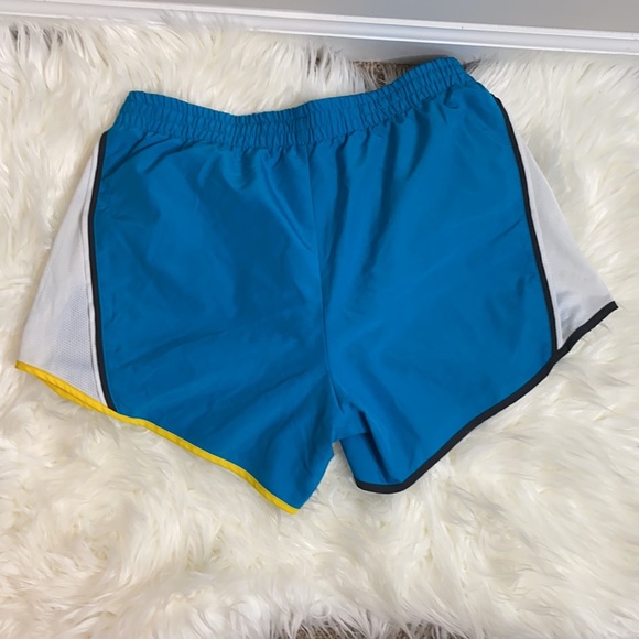 Nike Running Shorts - Picture 2 of 2